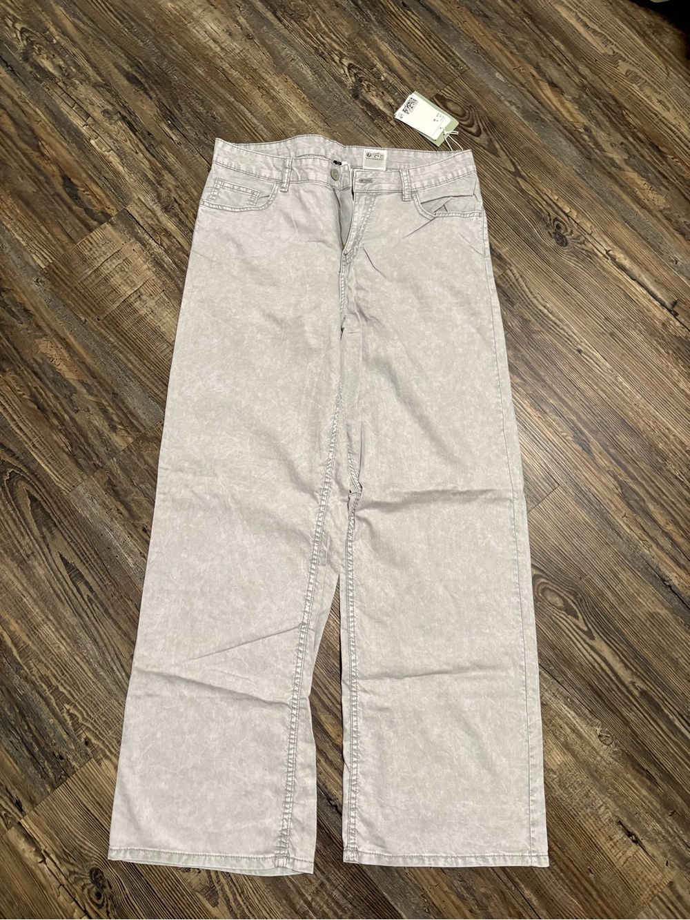 H&M Women’s Wide Leg Jeans $15.00 Size 6 New With Tags